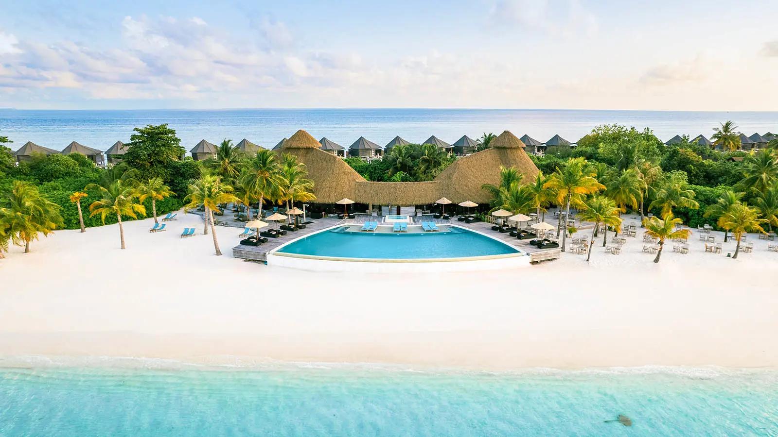 Kuredu Sangu Pool 1600X900